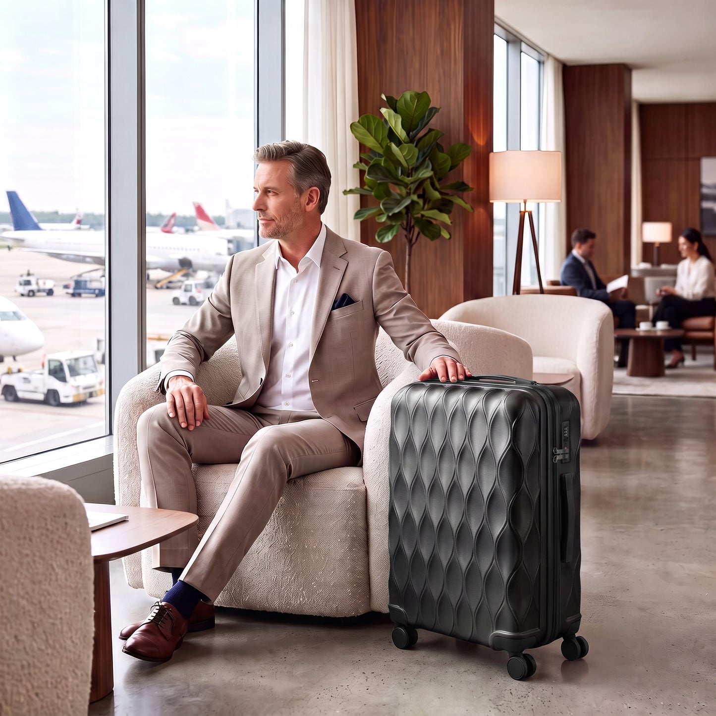 HOMCOM 24Inch Suitcase, ABS Hard Shell Checked Luggage with TSA Lock, Spinner Wheels, Telescopic Handle, Black