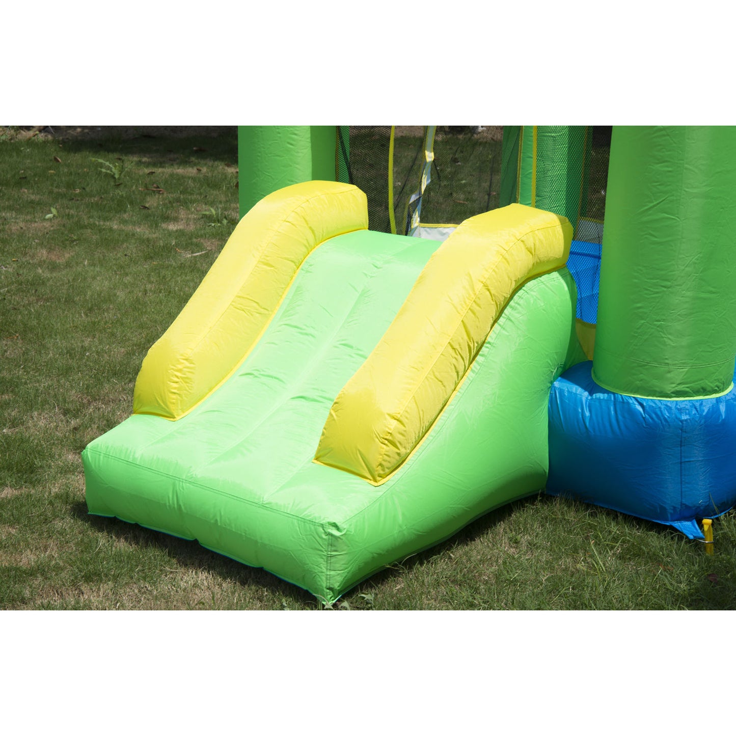 HOMCOM Nylon Inflatable Bouncy Castle Multi-Colour