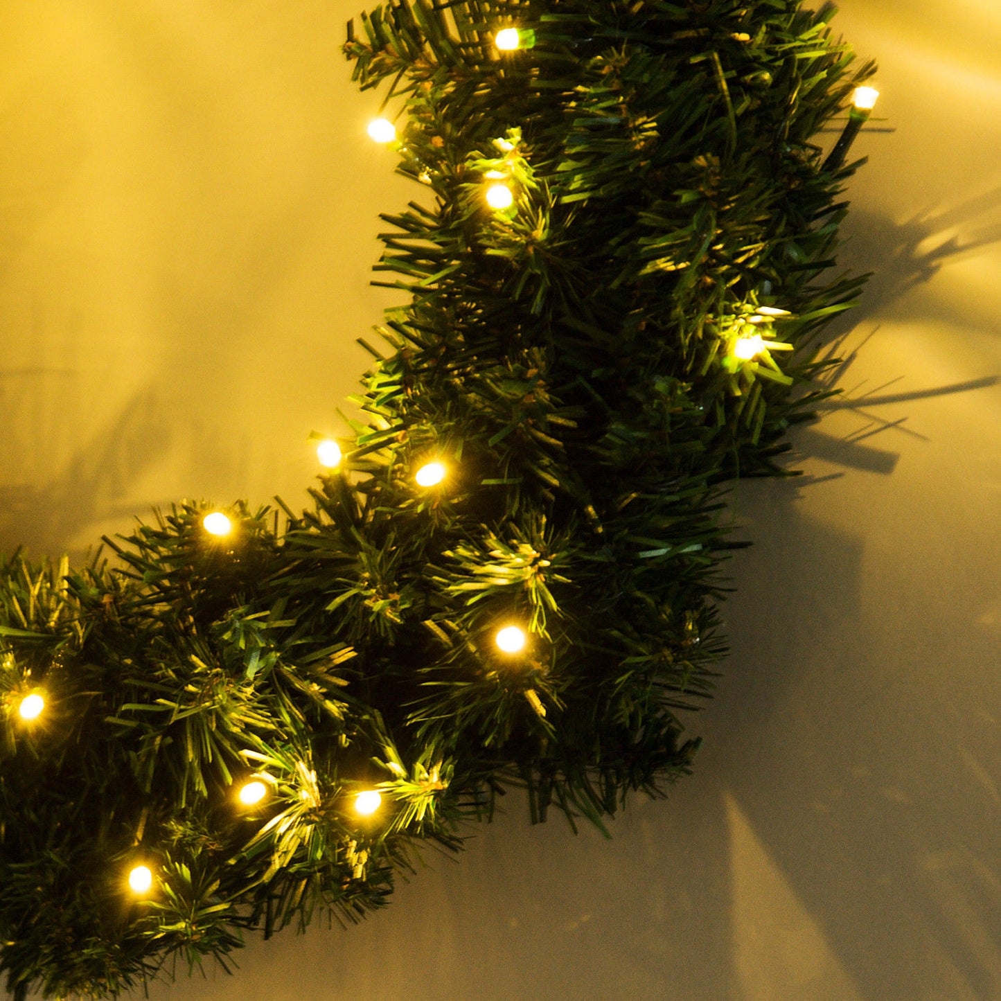 HOMCOM Christmas Wreath Decoration, 50 LED Lights