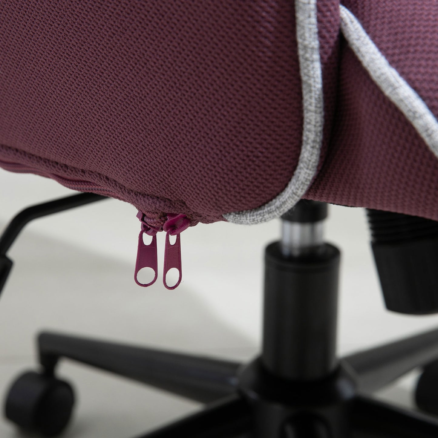 Vinsetto Linen Office Swivel Chair Mid Back Computer Desk Chair with Adjustable Seat, Arm - Purple