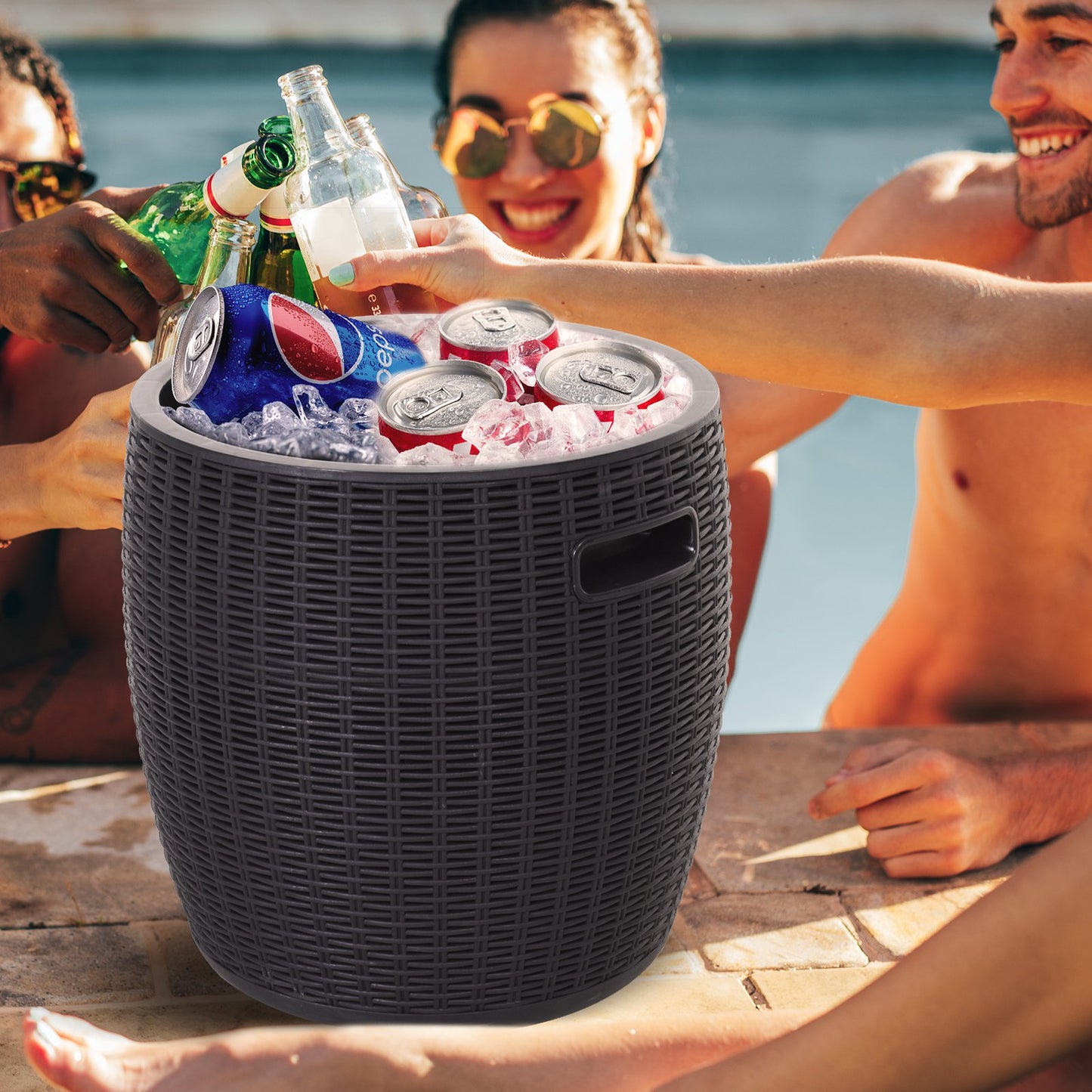 Outsunny 45L Outdoor Rattan-Effect PP Lift-Top Ice Cooler Table Black