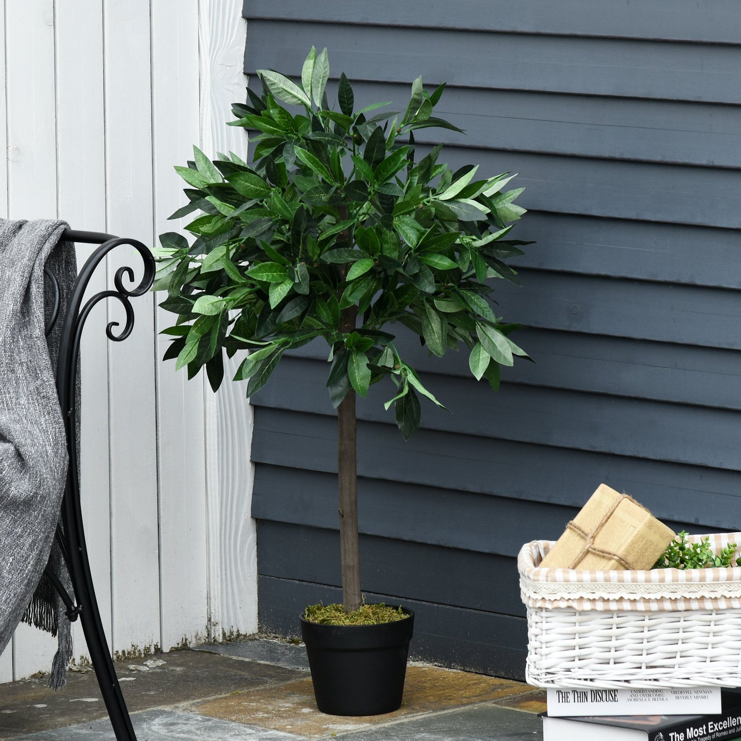 Outsunny Set of 2 Artificial Topiary Bay Laurel Ball Trees in Pot Indoor Outdoor, 90cm
