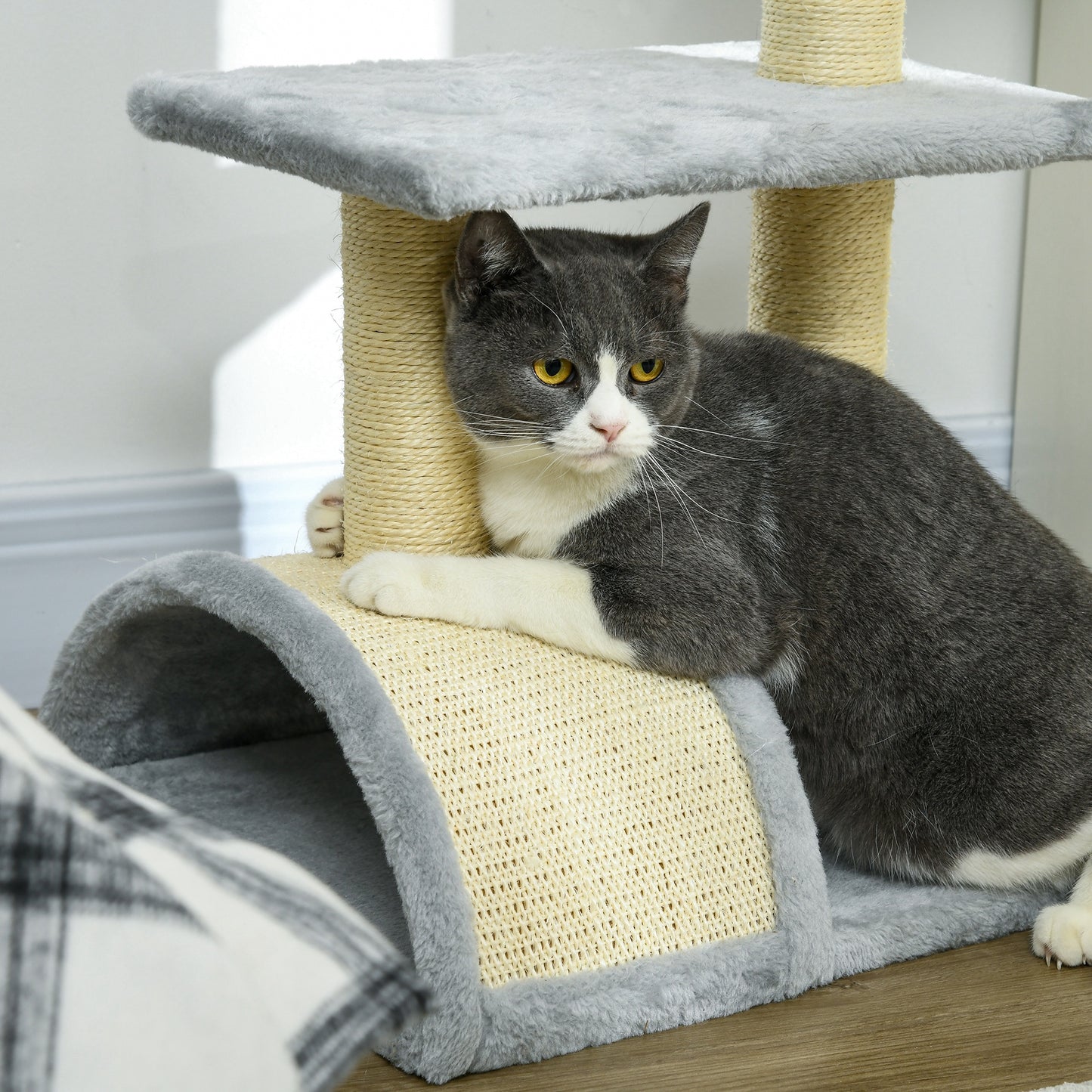 PawHut 72cm Cat Tree with Scratching Post Pad for Indoor Cats Light Grey