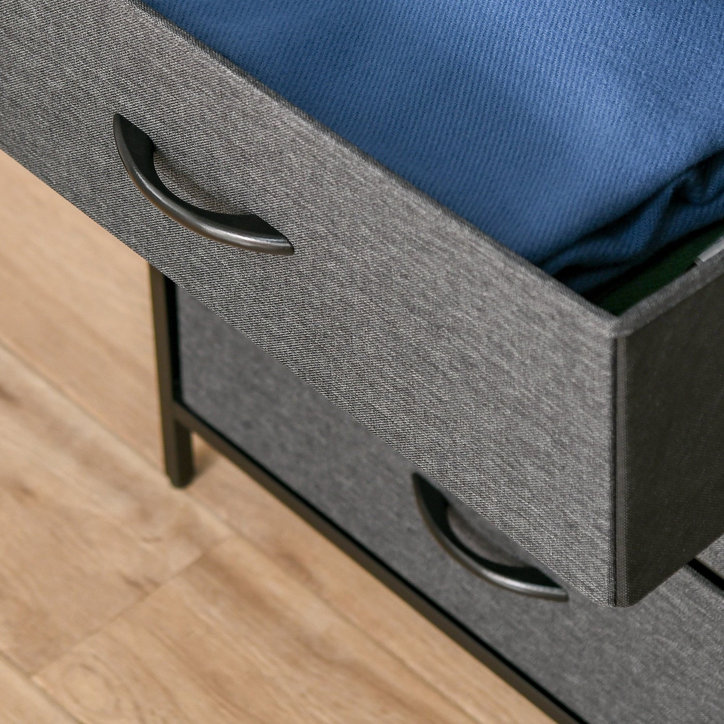 HOMCOM Chest of Drawers Bedroom Unit Storage Cabinet with 4 Fabric Bins for Living Room, Bedroom and Entryway, Black