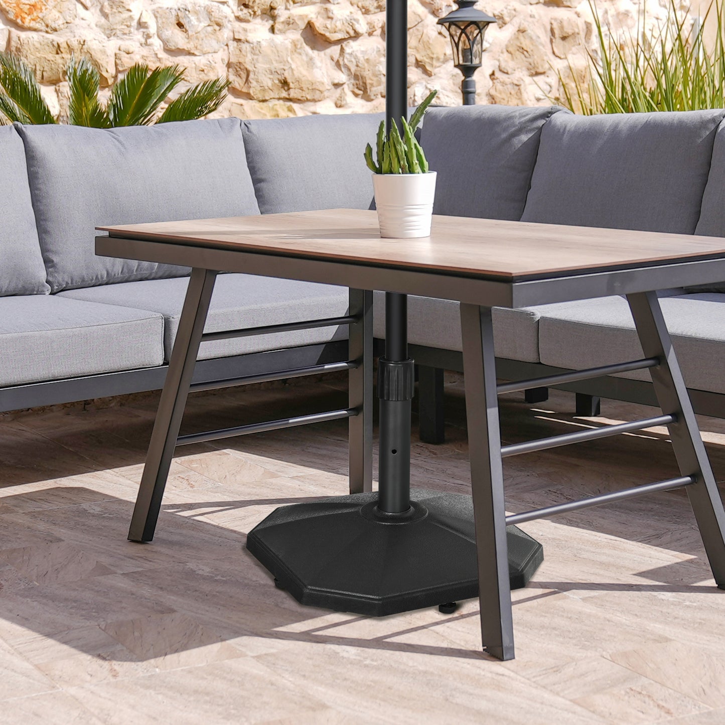 Outsunny 18kg Patio Parasol Base, Concrete Umbrella Base, 45.5cm Outdoor Umbrella Stand Holder for Parasol Poles 34mm, 38mm and 48mm, Black