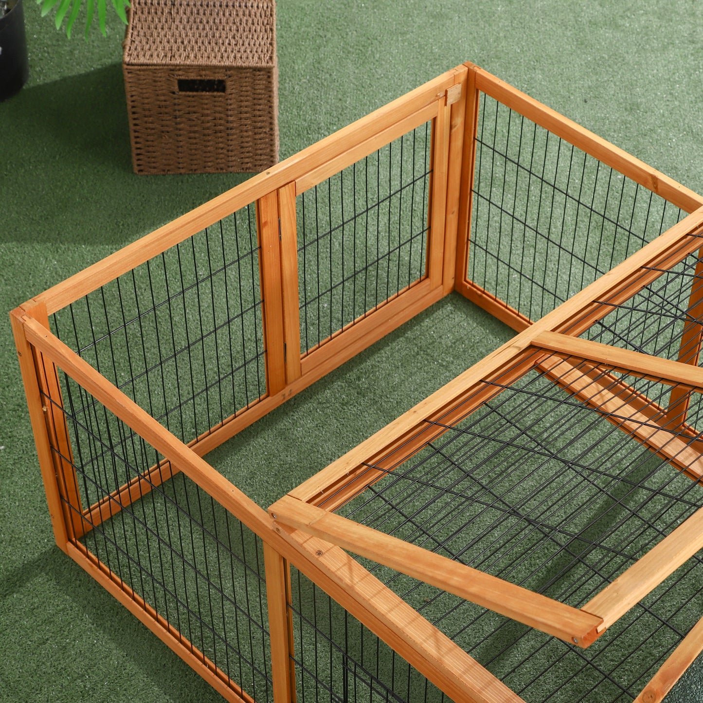 PawHut Wooden Rabbit Hutch Outdoor, Guinea Pig Hutch, Detachable Rabbit Cage with Openable Run & Roof Lockable Door Slide-out Tray Golden Red 146.7 x 95.5 x 69 cm