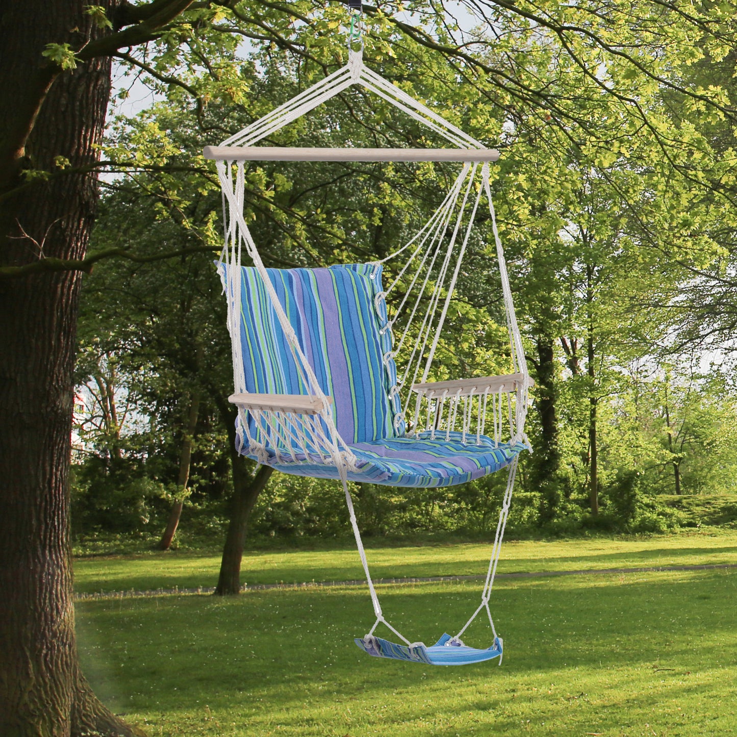 Outsunny Hanging Swing Chair, Seat Size:57W x 47.5D cm-Multi-Color/White Rope