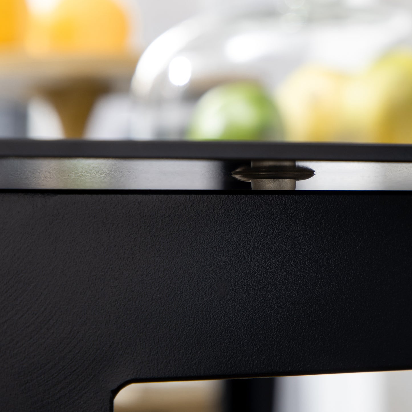 Outsunny Outdoor Dining Table for 6, Aluminium Rectangular Garden Table with Tempered Glass Tabletop for Yard, Deck, Patio, Black