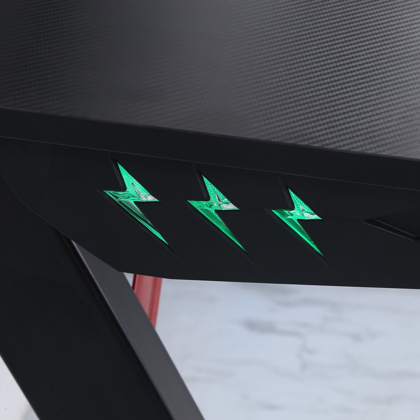 HOMCOM Racing Style Z-Shaped Gaming Desk Computer Table Work Station with LED Lights