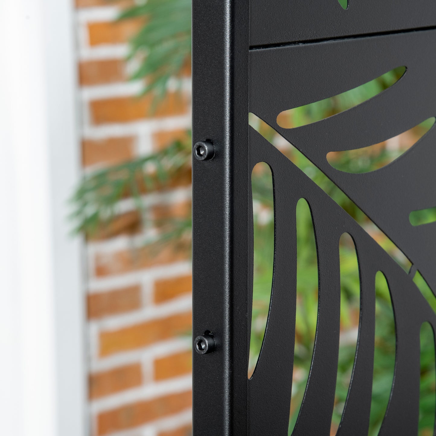 Outsunny Outdoor Privacy Screen with Stand and Ground Stakes, 6.5FT Metal Outdoor Divider, Decorative Privacy Panel for Garden Patio Pool Hot Tub, Willow Branch Style