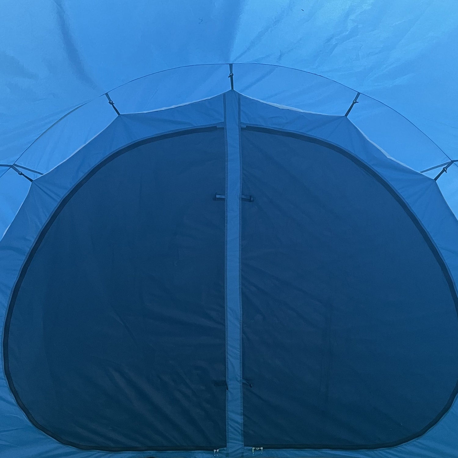 6 man tent hotsell with sewn in groundsheet