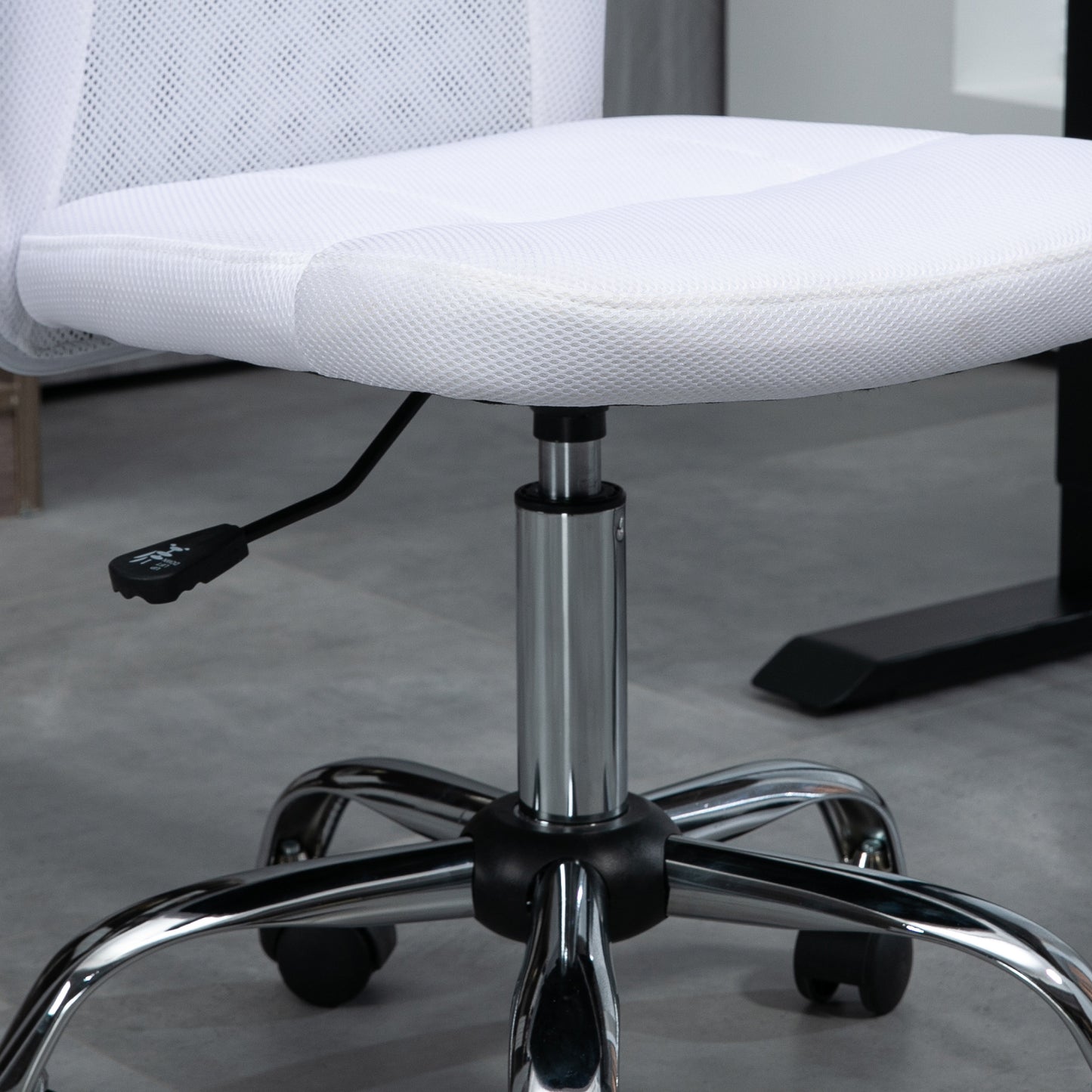 Vinsetto Computer Desk Chair Mesh Office Chair with Adjustable Height and Swivel Wheels Armless Study Chair White