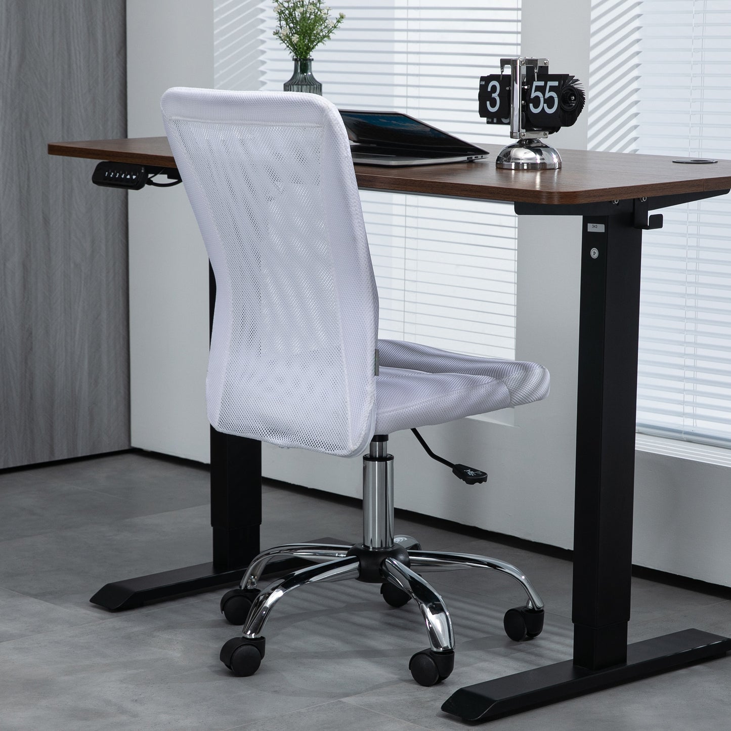 Vinsetto Computer Desk Chair Mesh Office Chair with Adjustable Height and Swivel Wheels Armless Study Chair White